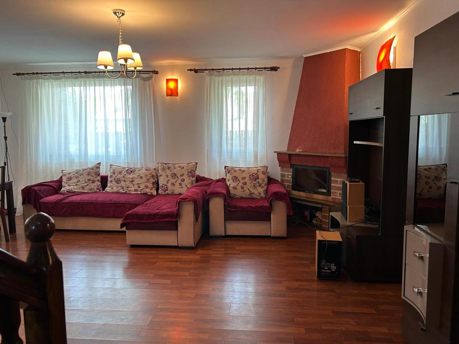 Vila De Inchiriat Aproape De Therme באלוטשטי מראה חיצוני תמונה
