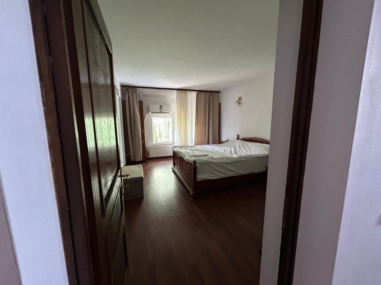 Vila De Inchiriat Aproape De Therme באלוטשטי מראה חיצוני תמונה